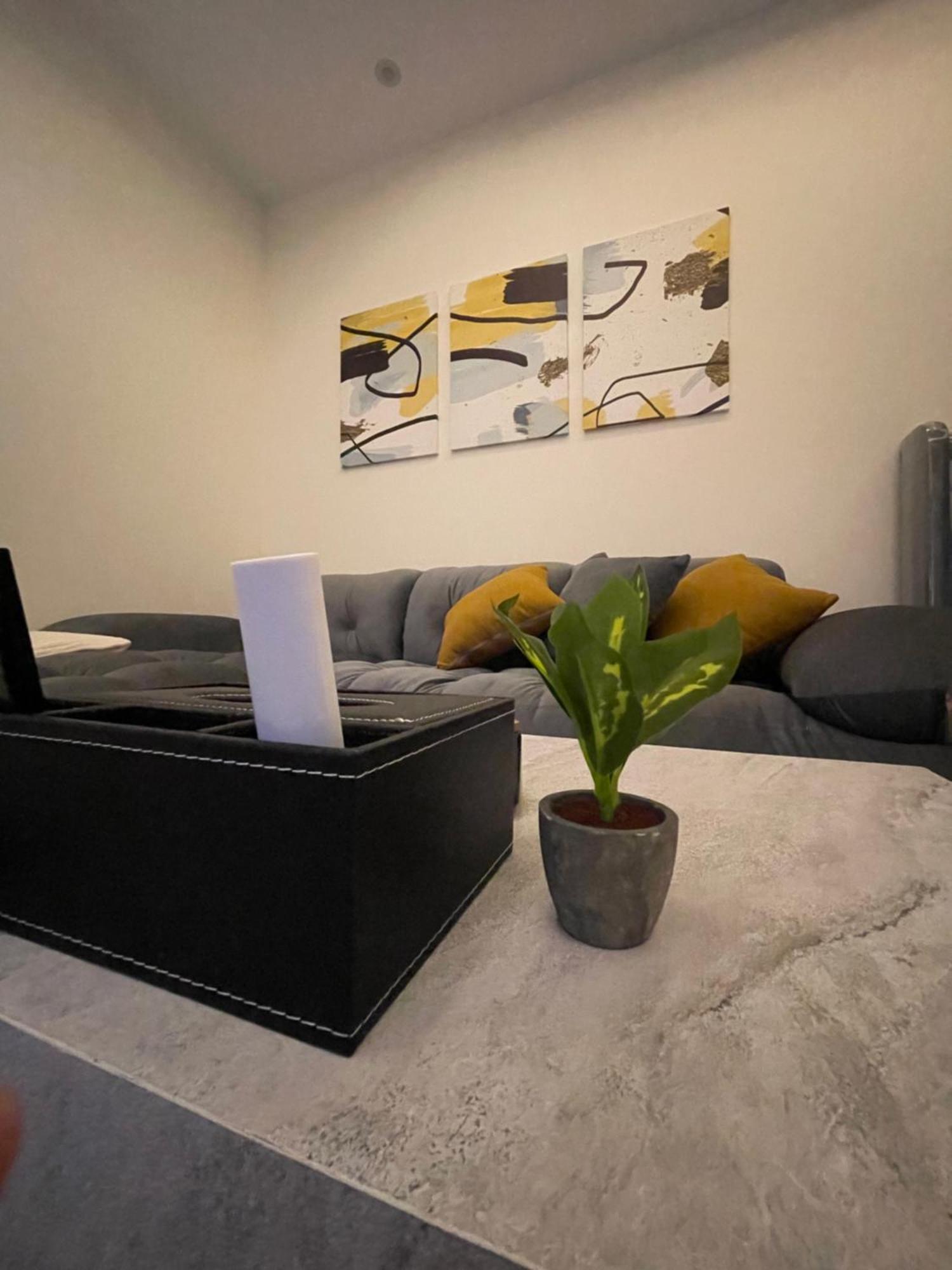 Luxury In Boulevard Hittin Apartment *